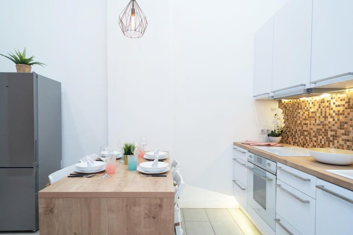 Super Central Apartment With A/C Budapeszt Zewnętrze zdjęcie